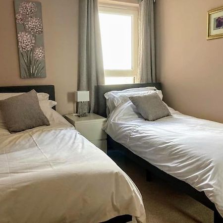 Beautiful 2 Bedroom Flat Overlooking Golf Course Carnoustie Dış mekan fotoğraf