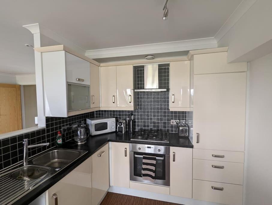 Beautiful 2 Bedroom Flat Overlooking Golf Course Carnoustie Dış mekan fotoğraf
