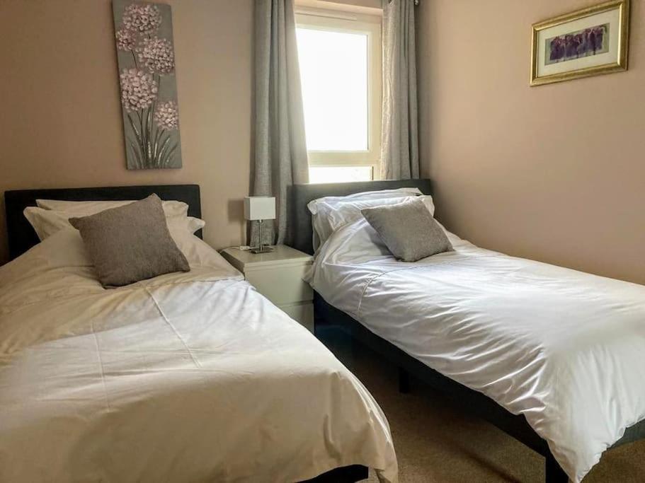 Beautiful 2 Bedroom Flat Overlooking Golf Course Carnoustie Dış mekan fotoğraf